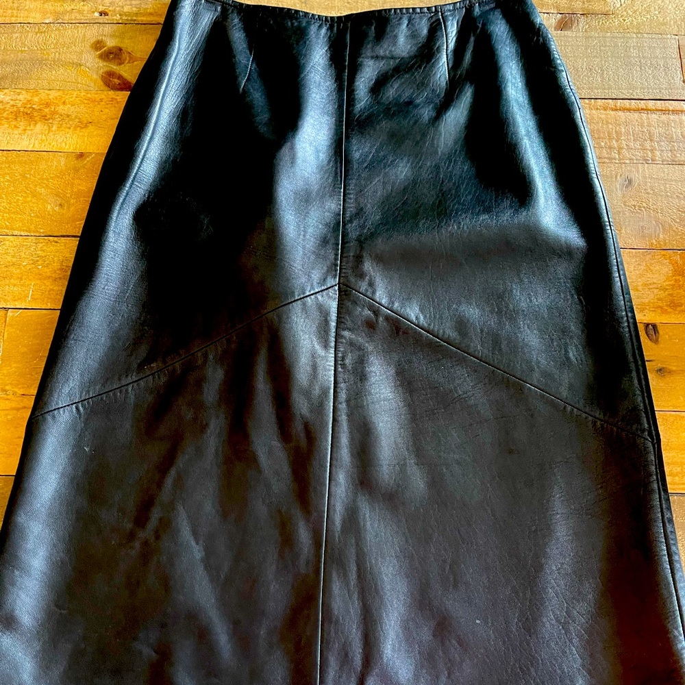 Elements by Vakko Black Leather A-Line Skirt Size 10
